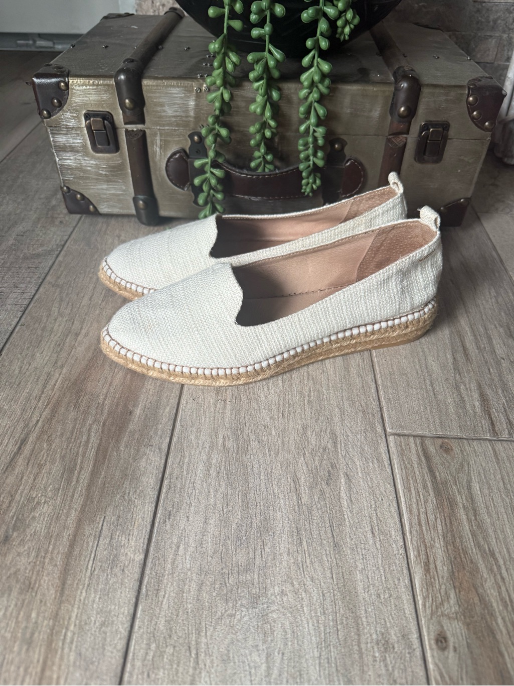 Viscata Barcelona Palafrugell Linen Espadrilles Ivory Flats — image 3 of 5